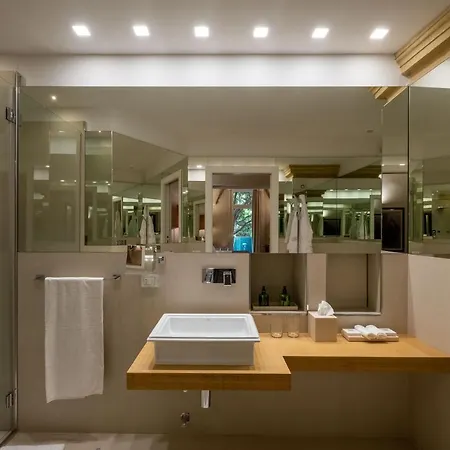 Palazzo Bozzi Corso By La Fiermontina Affittacamere Lecce