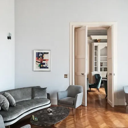 La Fiermontina Palazzo Bozzi Corso レッチェ
