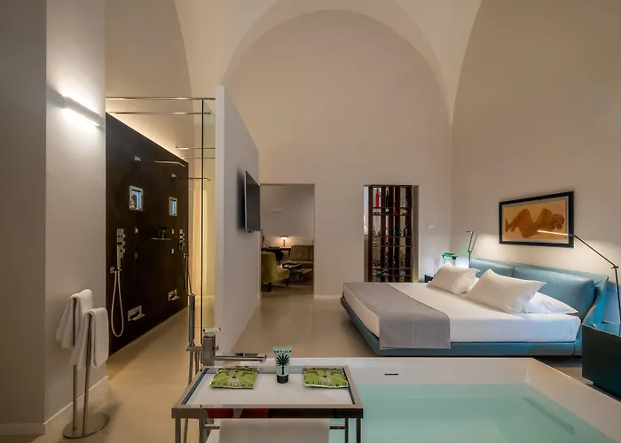 La Fiermontina Palazzo Bozzi Corso Lecce